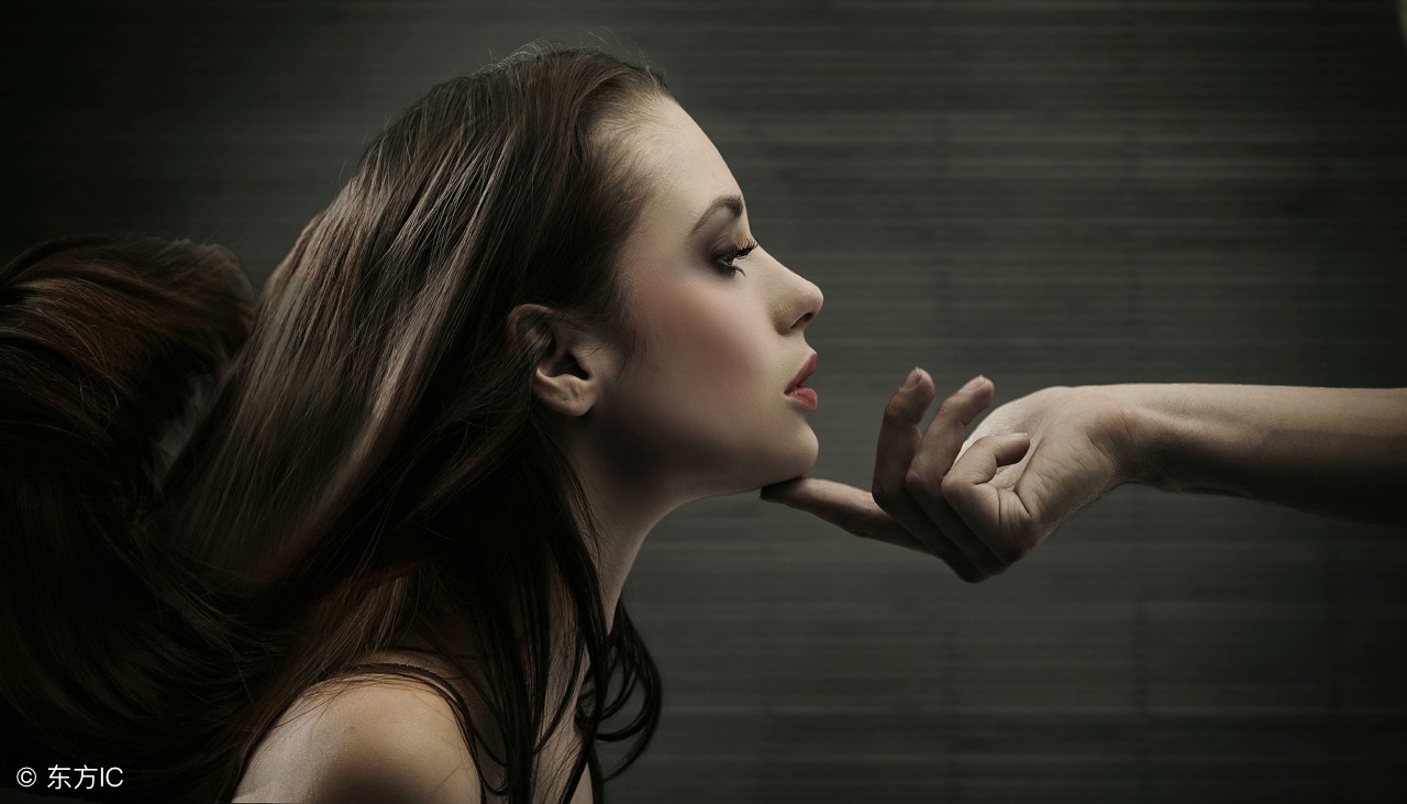 梦境中的秘密，为何会梦到自己暗恋的男生与自己互动？