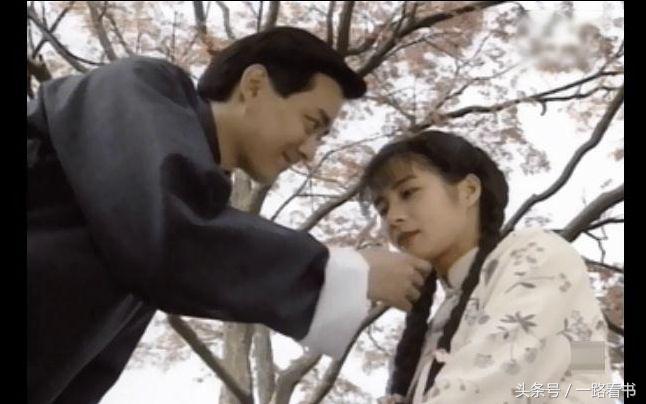 梦境深渊，解读梦见很多尸体在水里的深层含义