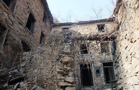 睡觉梦见洗澡没内裤，潜意识中的隐喻与心理解析