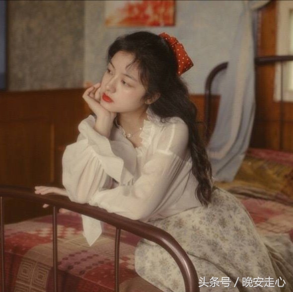 梦境中的旧情未了，梦见前女友问我还想不想她的深层解读