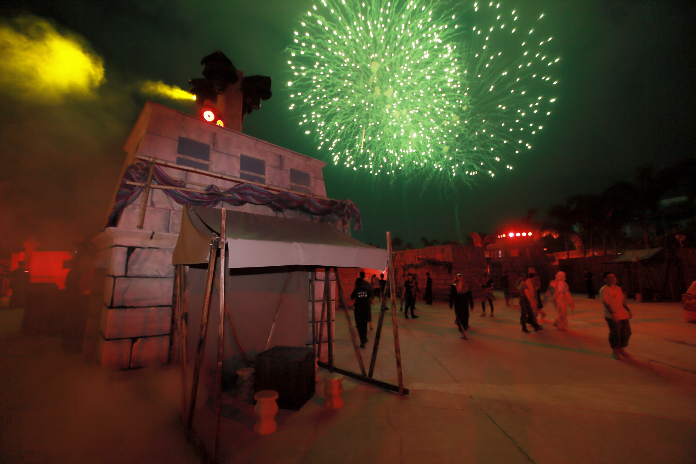 梦境探秘，梦见闹鬼与驴之死背后的深层含义