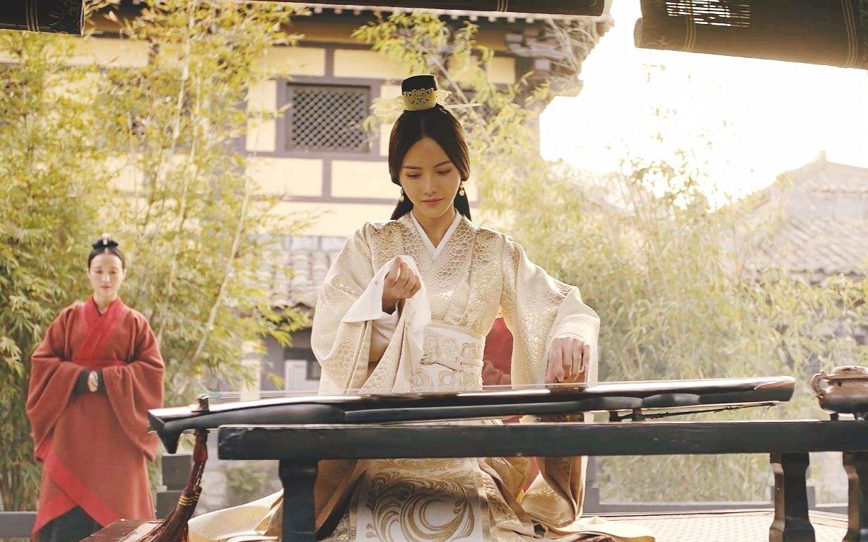 梦见雷电大雨，梦境背后的深层含义与心理解析