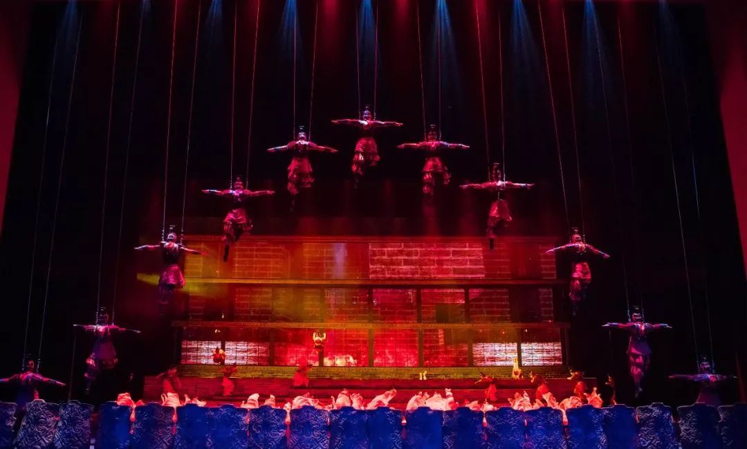 梦回亲情，当亲人同意我与我男友的婚事——一场关于爱与接纳的梦境解析