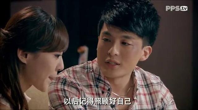 梦境的回响，前男友的突袭与情感的纠葛——解析梦中前男友告知现女友怀孕的寓意