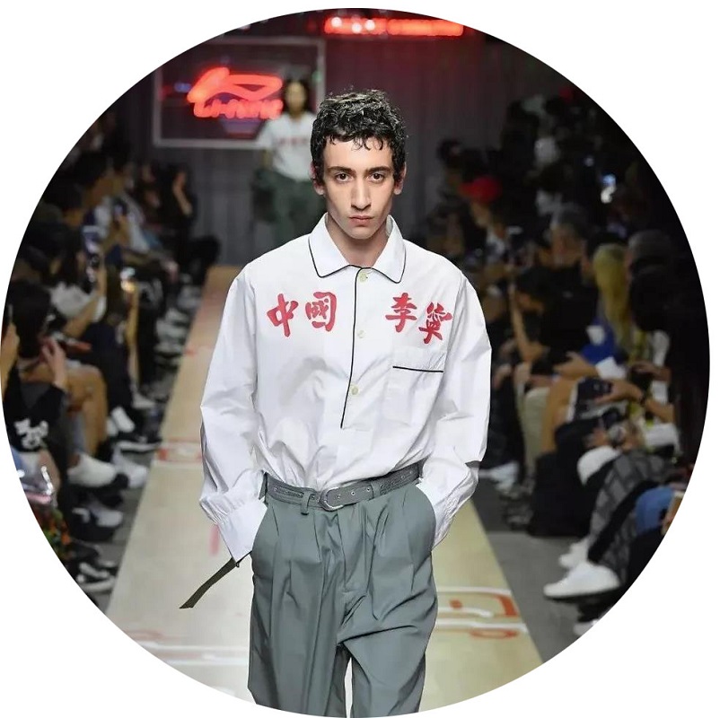 橄榄球鞋服十大品牌排行榜：探寻卓越运动装备，领略非凡运动魅力