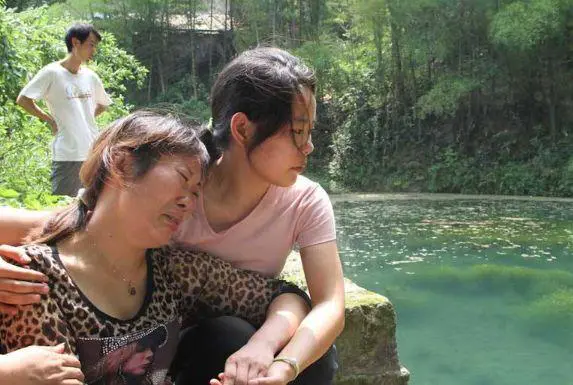 梦见孩子溺水，梦境背后的深层含义与心理解析