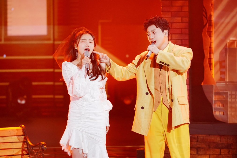 已婚女性梦境中的性别错位，探索自己结婚对象也是女性的深层含义