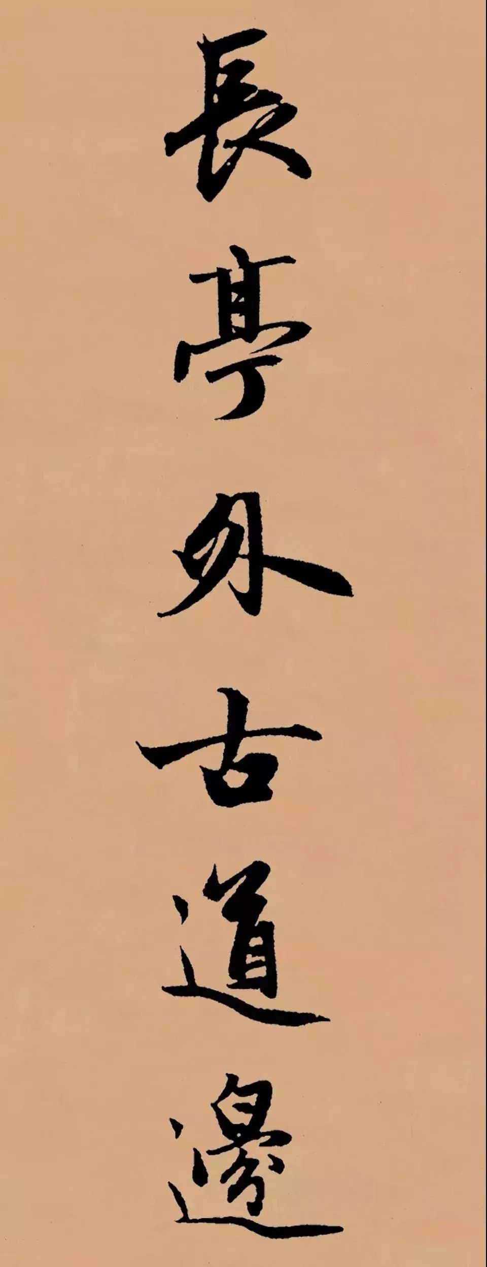 分手后梦境交织，为何仍梦见他与别的女生在一起？