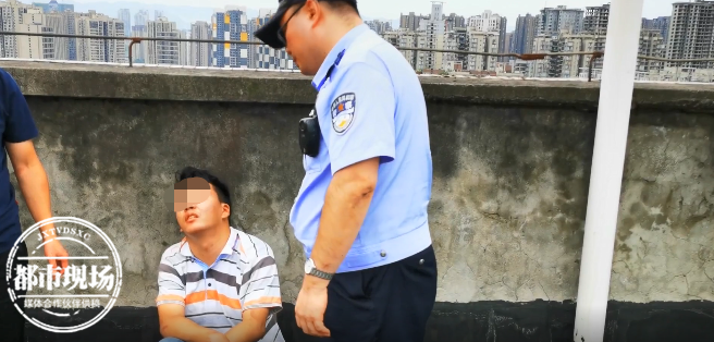 梦境的启示，梦见分手女友跳楼却毫发无伤的心理解析