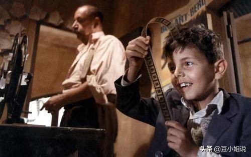 单身梦境中的孕育，探索怀孕六个月的未知父爱