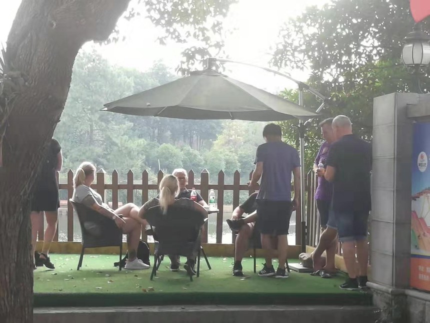 梦境启示，与友人垂钓，首钩即中——寓意深长的垂钓之梦解析