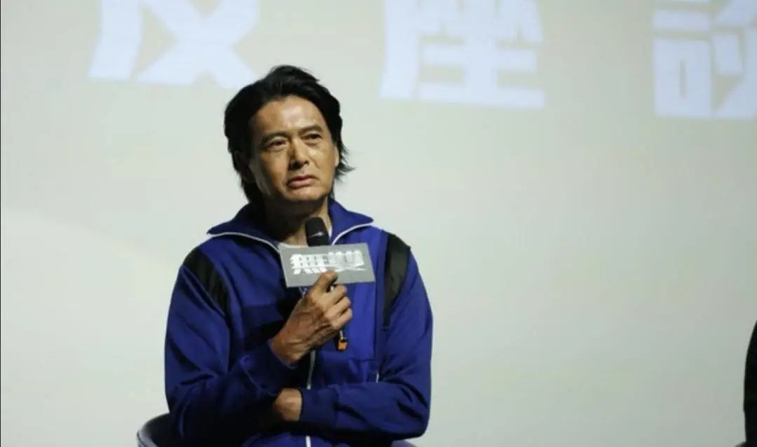 梦中丧礼，解析梦见别人家办丧事的深层含义与心理暗示