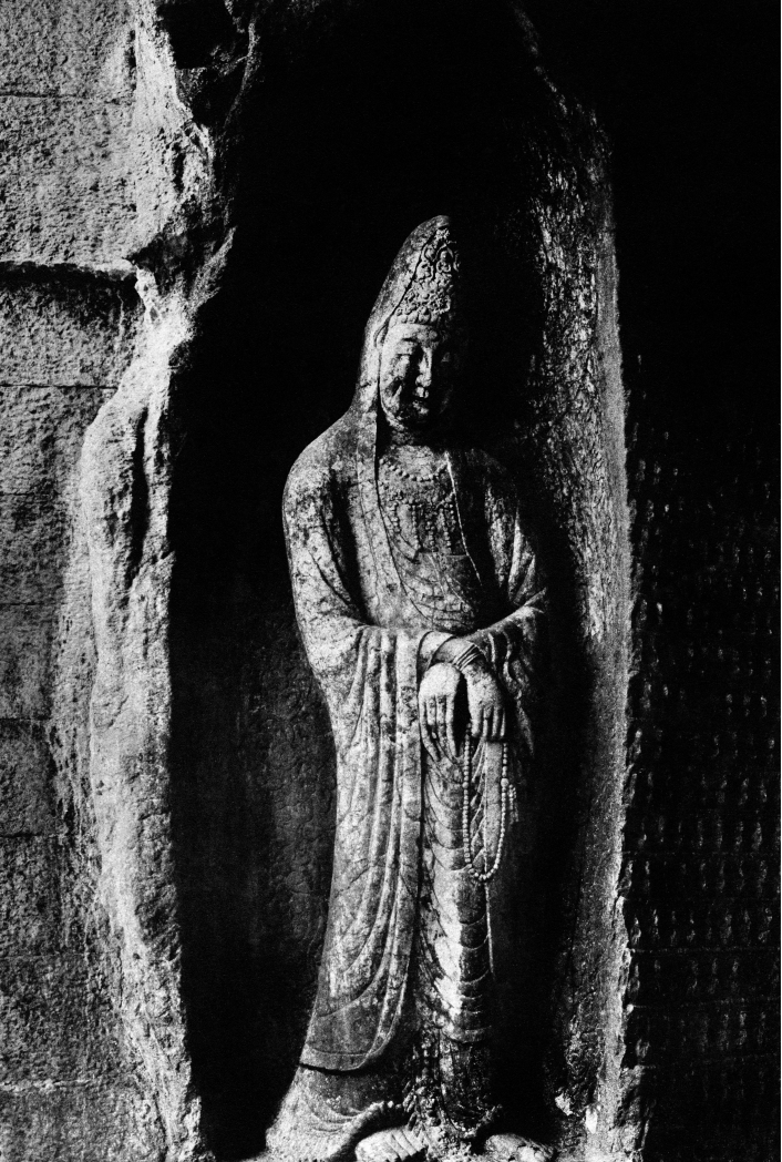 梦见死人来跟自己的家人说话，是吉是凶，梦境背后的深层含义解析