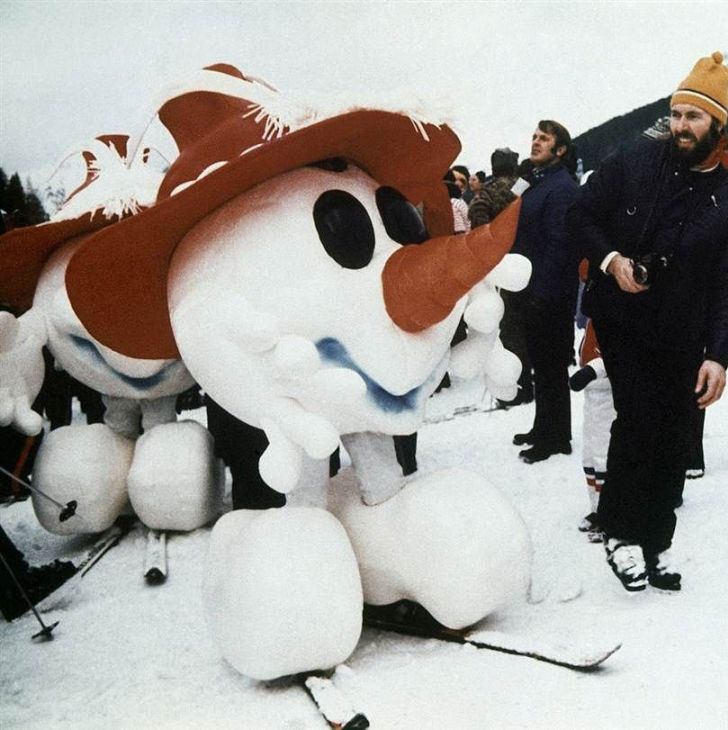 梦境奇缘，解析梦见一对熊猫追我的神秘寓意