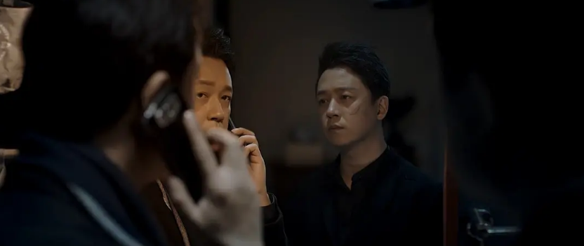 梦到鱼往鱼缸外跳，探索潜意识中的自由与束缚