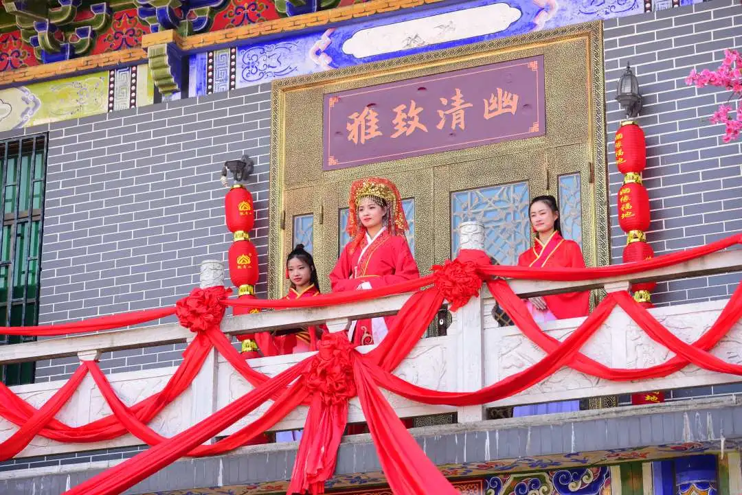 解析梦境，为何我老是梦到我不小心从楼上掉下来的反复出现及其心理解读