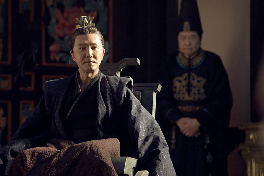 我梦见母亲被人追杀，梦境背后的深层含义与心理解析