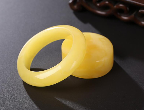 碎玉之梦，解读昨晚梦中玉镯破碎的深层含义