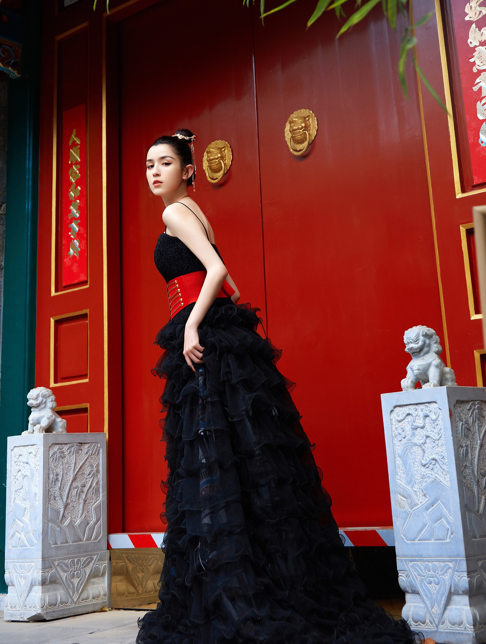 独舞于梦境婚礼，探索内心深处的自我成长与独立宣言