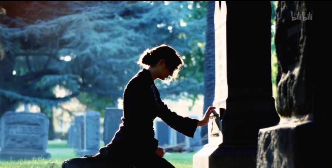 为什么我总是梦到死去的亲人复活？探索梦境背后的深层含义与情感纽带