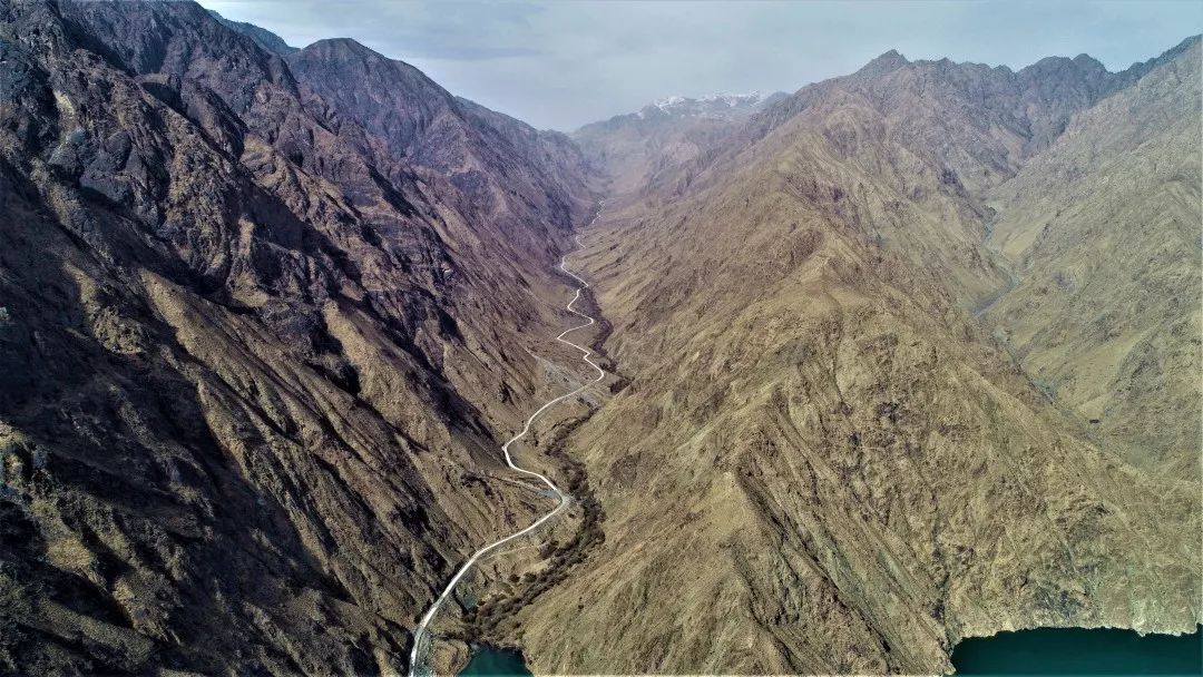 梦境中的呼唤，与逝去爷爷的无声对话