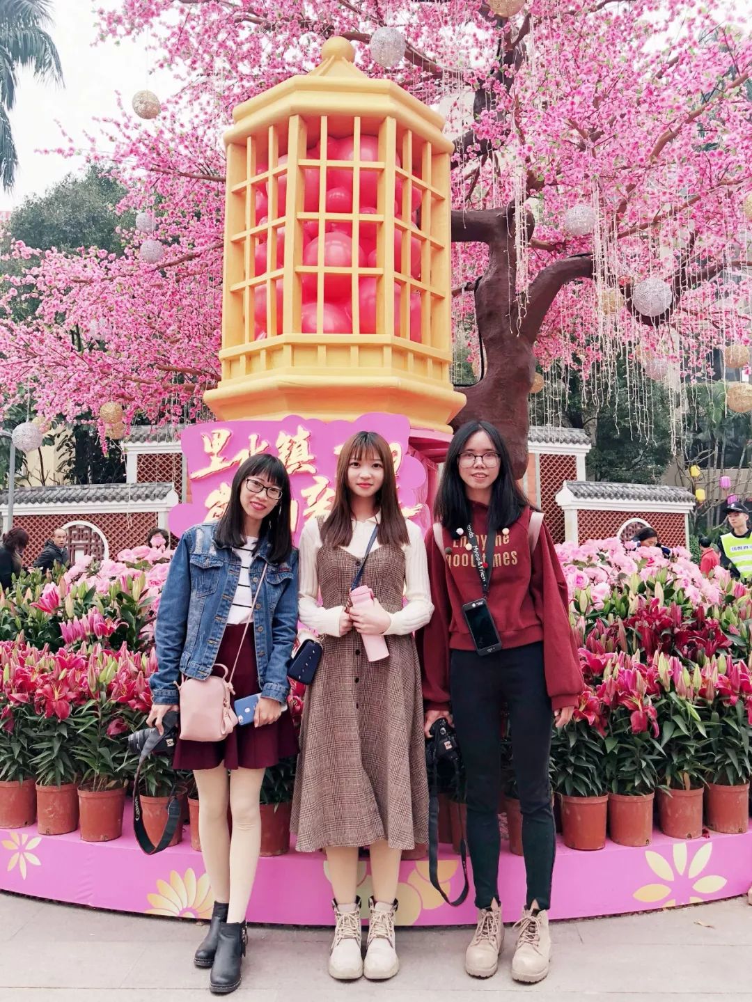 梦境的奥秘，在梦里梦到一个人与在不同地方遇到同一个人的深层含义
