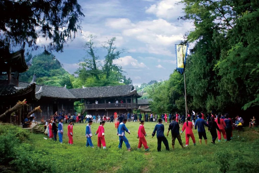 梦境捕鱼，探寻内心深处的寓意与启示