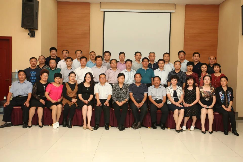 梦境的呼唤，解析梦中妻子寻我，电话那头的泪滴