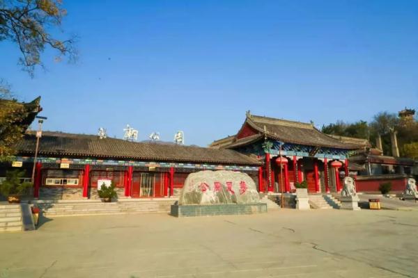 梦见前男朋友和他人结婚还生了儿子，情感与命运的交织解读