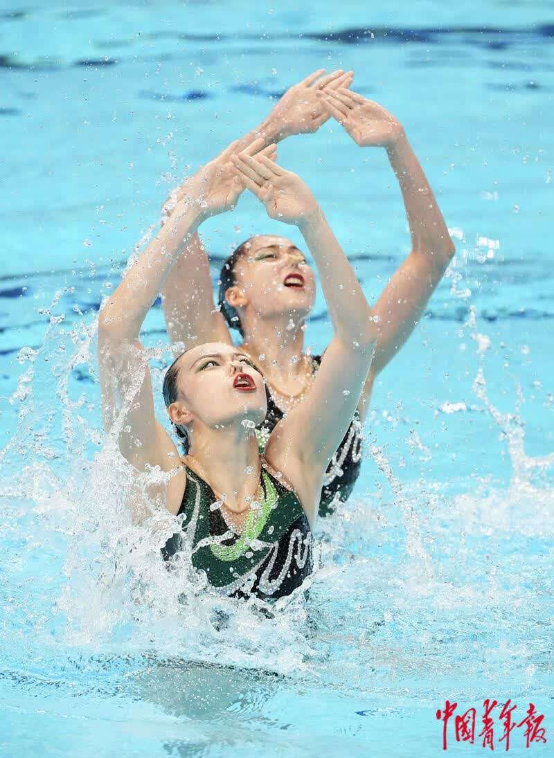 梦境中的蛇影，解读晚上梦到好多蛇很怕但蛇没伤害我的深层含义