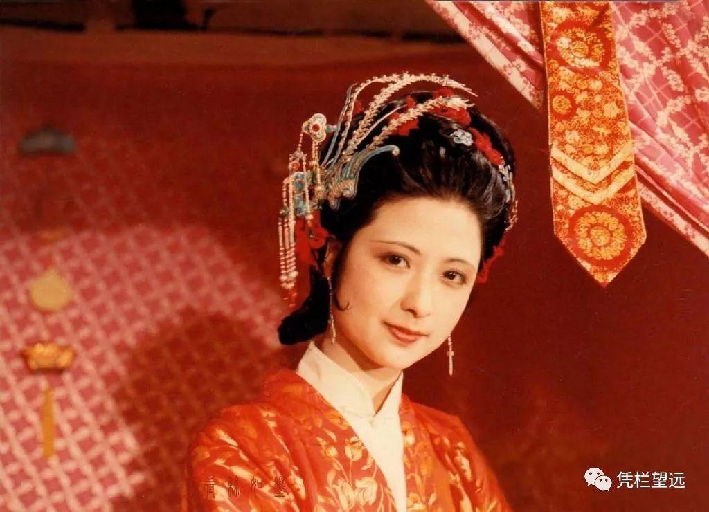 梦境迷雾，解析梦见自己老爹快要死了，但已逝多年的深层含义与心理启示