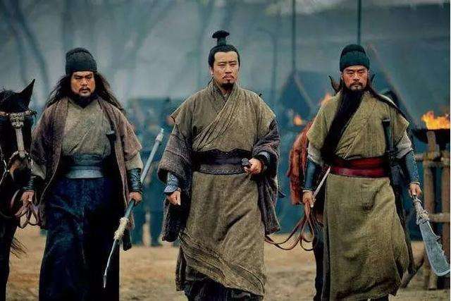 梦启尘封记忆，打开母亲与祖母棺材的深层寓意与心灵探索