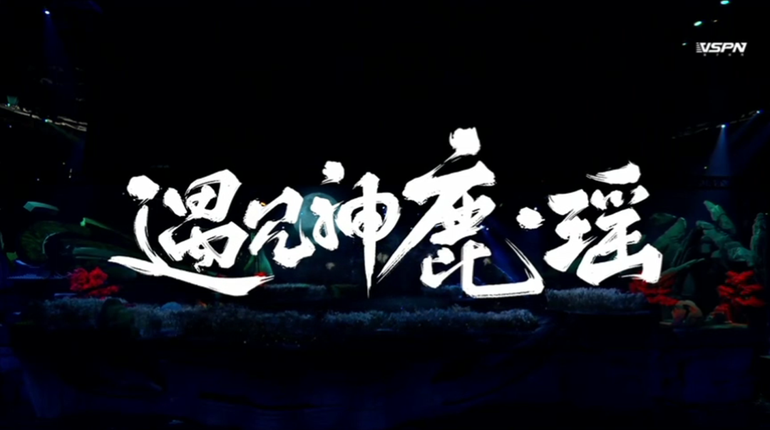 心情的羽翼，在梦的蓝天中自由翱翔