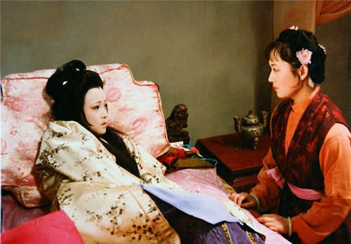 梦的隐喻，路过他人丧事——一场关于人生与告别的深刻解读