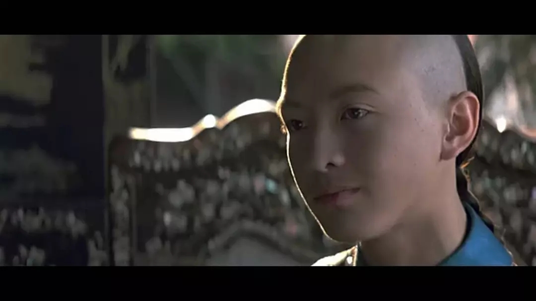 梦到自己要剪头发，探索潜意识的秘密与自我变革的象征