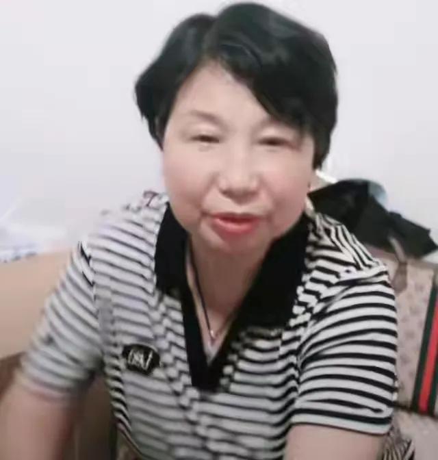 梦境与现实交织，探究男友与前女友重逢的奇异梦境