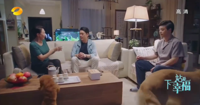 梦回性别之谜，解析梦见自己变成女人后丧偶的深层心理寓言