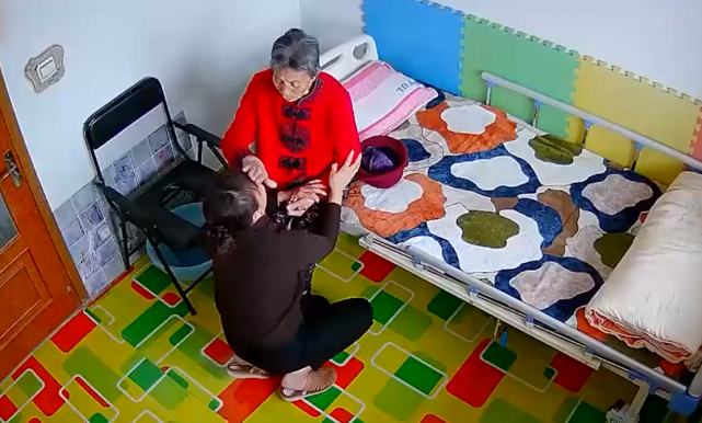 梦境解析，刚才做梦梦见脏水到我衣服上——探寻潜意识的信息