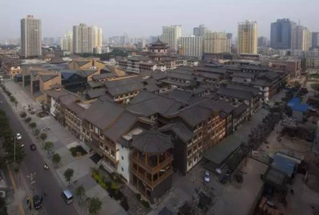 梦回往昔，分手后为何仍梦见他？——解析情感记忆的神秘面纱