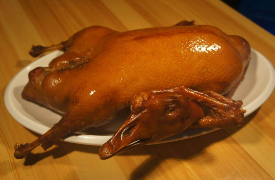 梦境中的双面威猛，梦见蛇与老虎的深层寓意