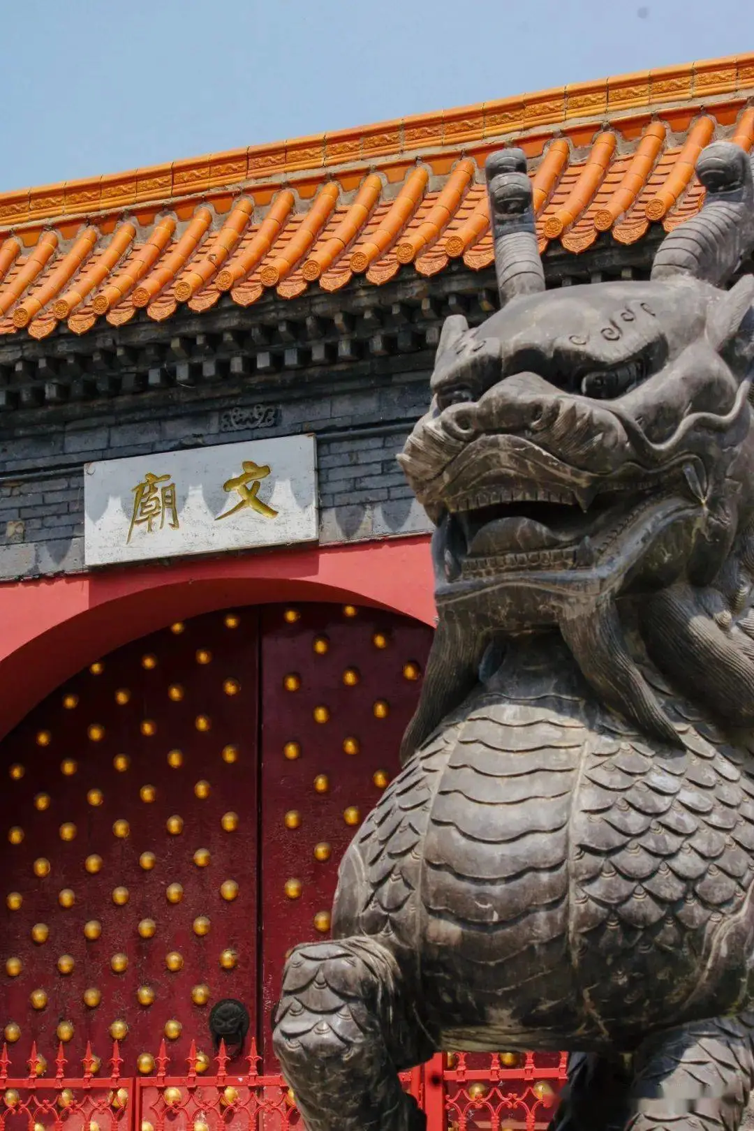 探索梦境奥秘，梦到爬高楼意味着什么？