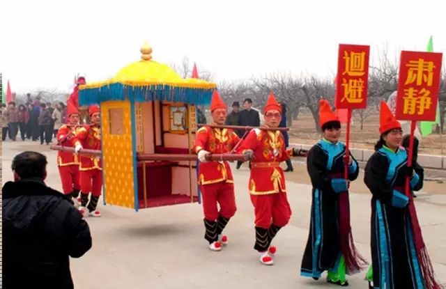 梦境奇遇，梦见钓了一条很大的红鲤鱼