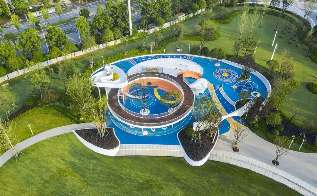 梦境启示录，我昨晚梦到自己钓到条很大的鱼