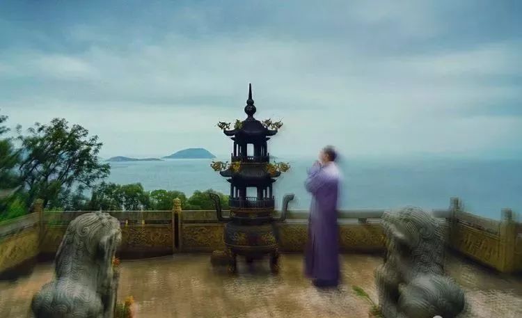 梦境交织的情感纠葛，梦见女孩结婚，男友未知却寻访而来