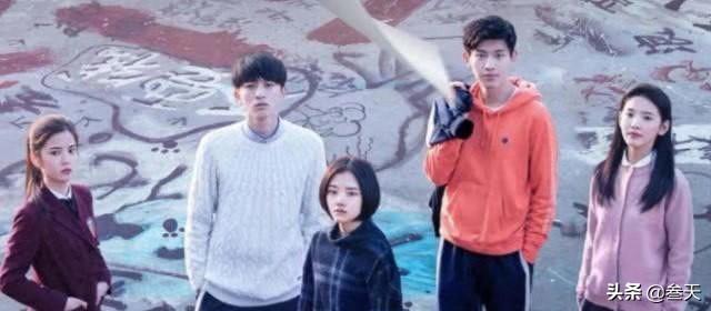 梦之深渊，解析梦见跳海自己不会游泳却未死亡的神秘寓意