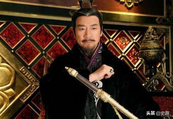 梦见老公他爸要他儿子和我离婚，梦境背后的深层含义与心理解析