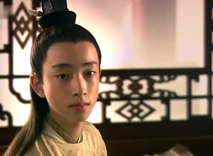 梦见死去的人送婚，预兆与心灵深处的对话