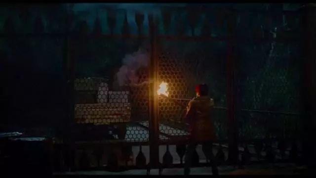 梦境中的冲动与情感纠葛，我作为女生，为何会梦到强吻同一个男生三次？