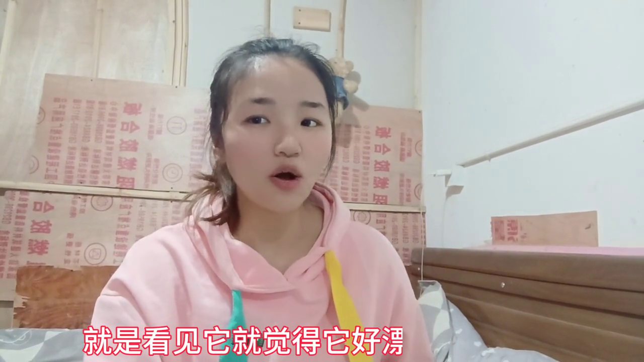 梦见一条蛇从别人家转到我家来，探索梦境中的深层含义与心理解析
