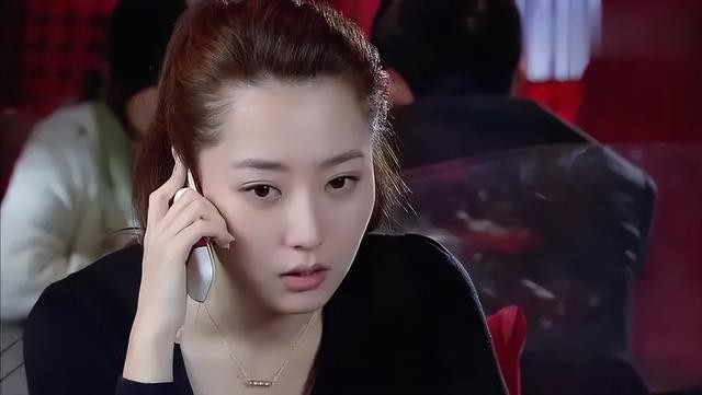 当电话铃声在梦里响起，梦见老婆情人打电话给我的潜意识警钟